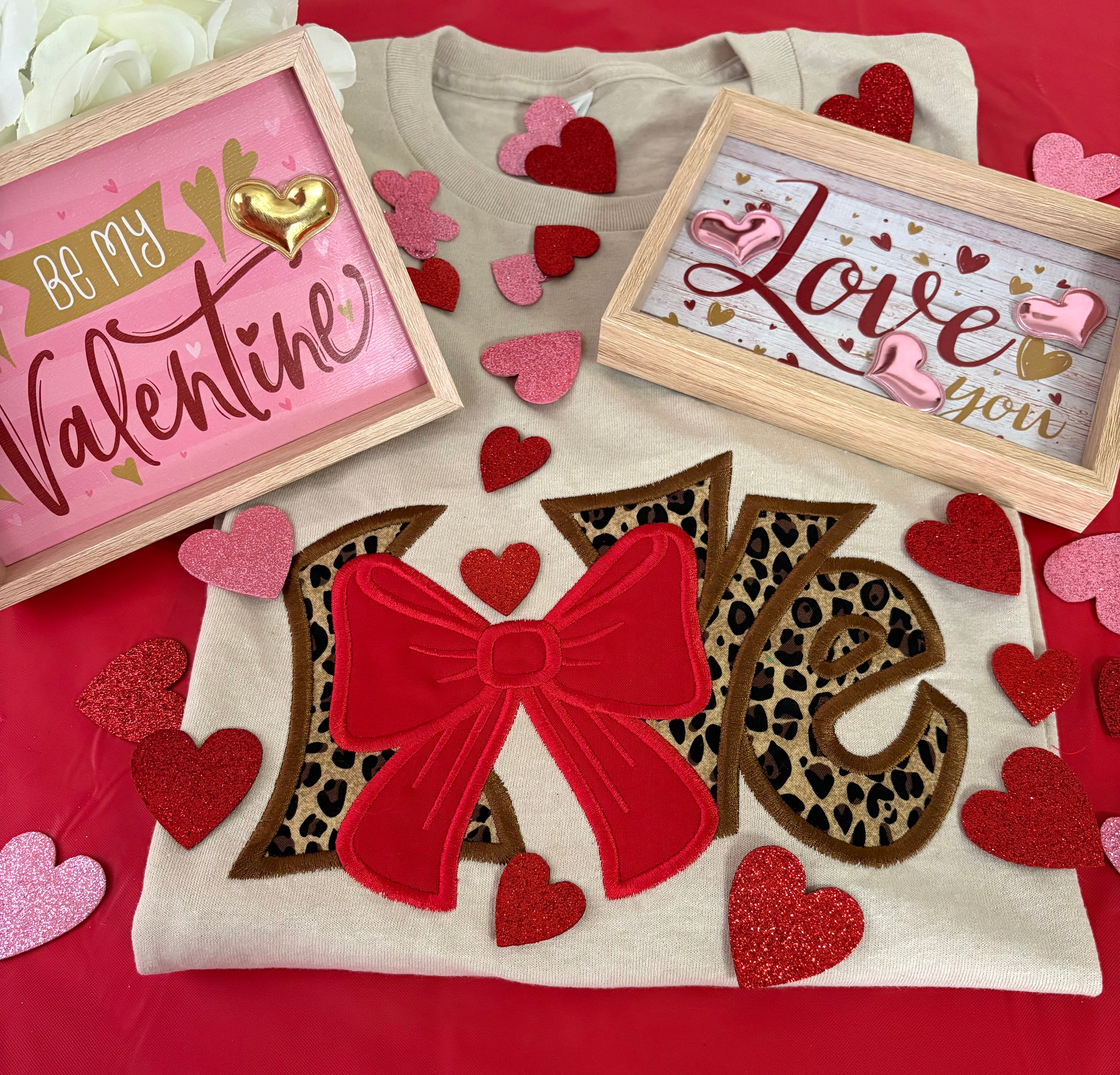 LOVE CHEETAH Print Applique Embroidered T-Shirt