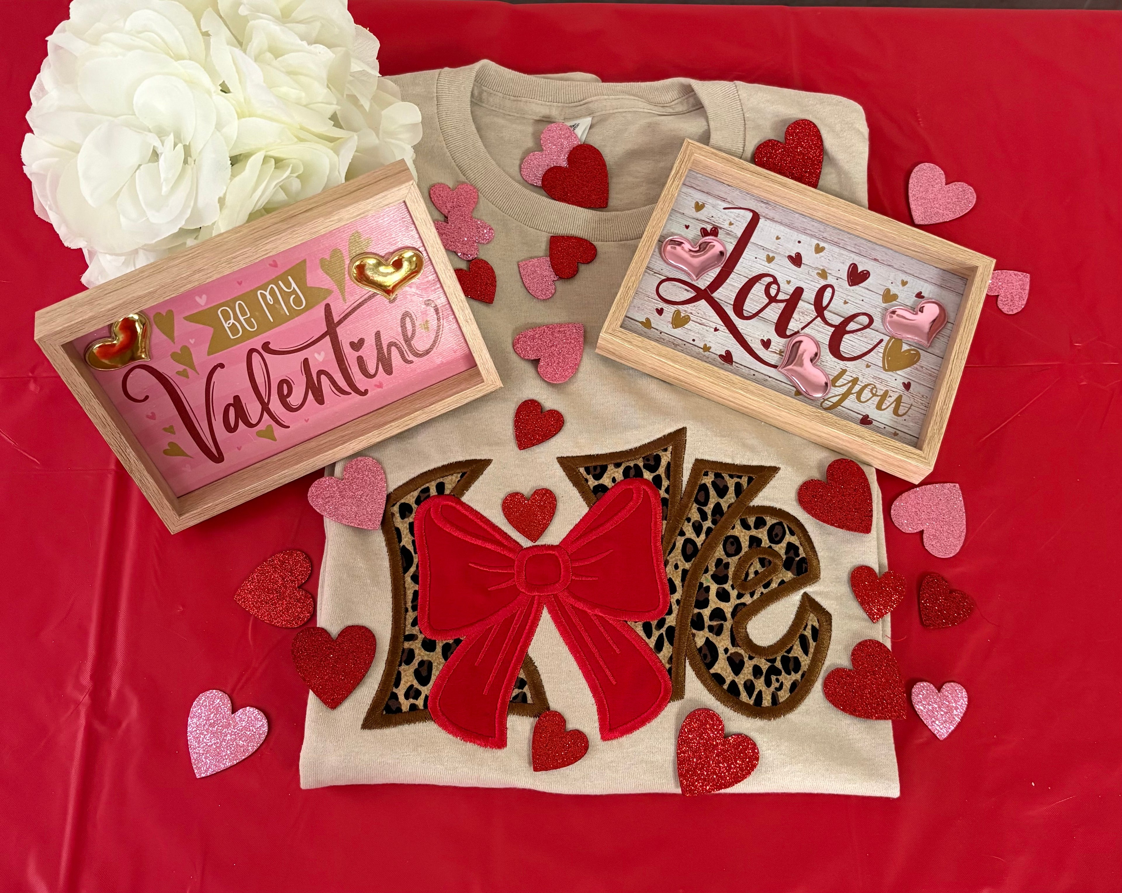 LOVE CHEETAH Print Applique Embroidered T-Shirt